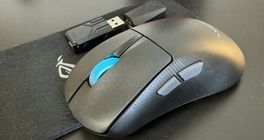 ASUS ROG Keris II Ace je extrémě lehká myš, která vás překvapí