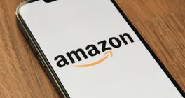 Amazon zdvojnásobil sázku na Anthropic, celkový závazek přesáhl 100 mld. dolarů