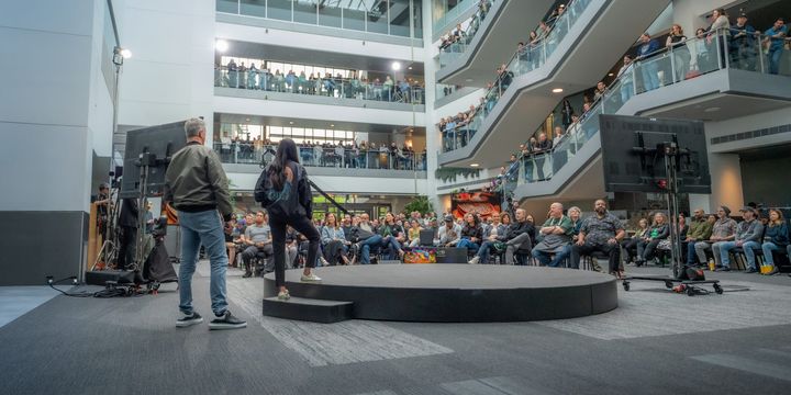 Xbox čekají další velké škrty. Nová šéfka přiznává problémy a mluví o restartu celé divize