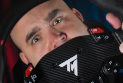 Je Thrustmaster T598 revoluce na poli závodních volantů?
