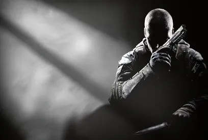 Za lidovou cenu vyšly na PlayStationu 4 a 5 první dva díly Call of Duty: Black Ops