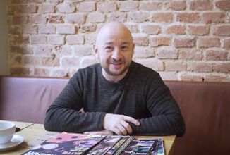 Bývalý šéfredaktor Score míří k soudu. Obviněn je i náš spolumajitel