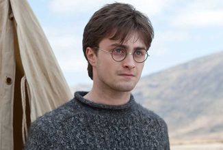 daniel-radcliffe-talks-about-returning-for-harry-potter-and-the-cursed-child-0001.jpg