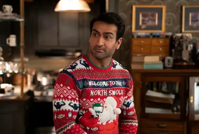 Kumail-Nanjiani-Praises-the-No-Hazing-Set-on-Only-Murders-in-the-Building.webp
