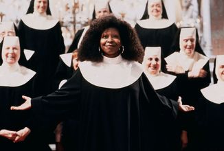 whoopi-iconic-roles-8-933130d289ff4bed9efb399c30815811.jpg