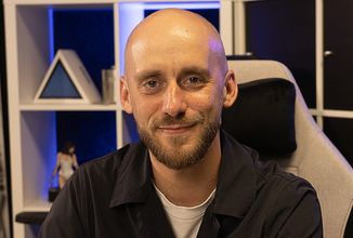 „Chceme být different a atraktivní pro mladé lidi“ – Nejen o gamingu v bankovnictví s Jakubem Kunešem