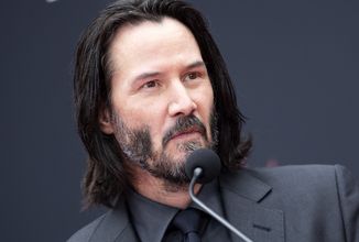 Keanu Reeves hraje v Cyberpunku stěžejní roli