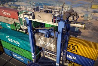 Docked ukazuje život v přístavu. Tvůrci RoadCraftu vezmou hráče do výšek