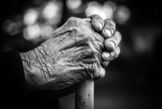 Fartmagedon je česká hra o životě seniora v moderním světě. Slibuje pořádnou dávku absurdního humoru