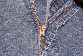 YKK_Zipper_on_Jeans.JPG