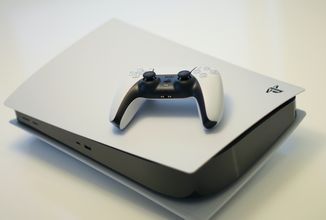 Konzole PlayStation 5 je pro české hráče o něco dostupnější