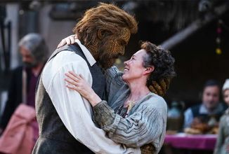 Wicker-Alexander-Skaarsgard-Olivia-Coleman-1024x622.jpg