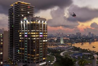 Miami se mění ve Vice City. Rockstar má ve městě obří reklamu na GTA 6