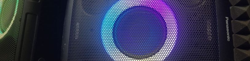 Levné a spolehlivé reproduktory na párty? Vyzkoušeli jsme hned dva značky Panasonic