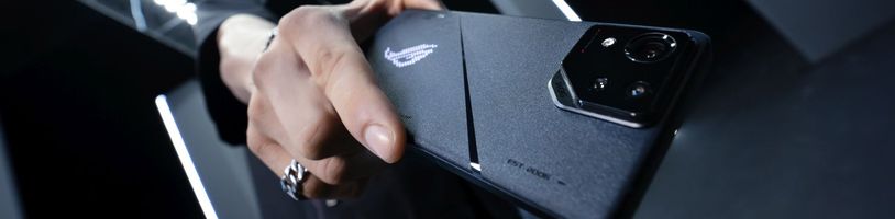 ASUS ROG Phone 8 přichází s novým designem a brutálním výkonem. Překvapí i fotoaparáty