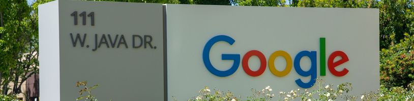 Google si začal vymýšlet titulky. Umělá inteligence přepisuje články a vytváří lživé zprávy