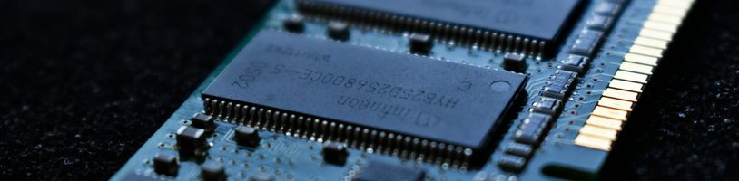 Samsung míří na výrobu paměti 1D do konce roku 2027, cílí na AI čipy HBM5