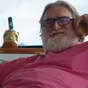 Gabe Newell utratil 1,5 miliardy za luxusní vilu. Šéf Valve nakupuje a firmu ženou k soudu