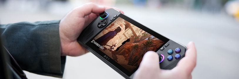 Asus na českém trhu začal prodávat kapesní herní handheld ROG Ally X