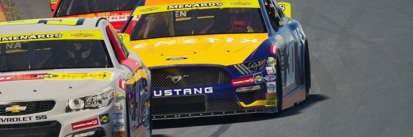 NASCAR 25 dorazil na PC. iRacing láká na realistickou kariéru a čtyři závodní série